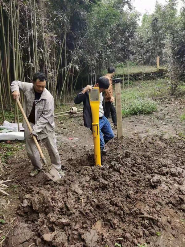 四川乐山锌阳极测试桩施工现场